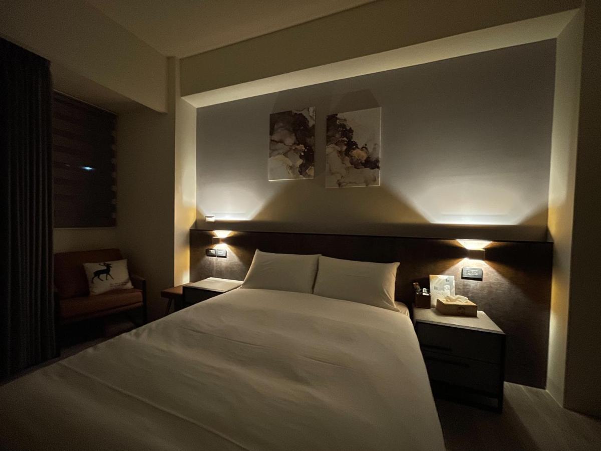 Six Seasons Inn - Qian He Tainan Zewnętrze zdjęcie