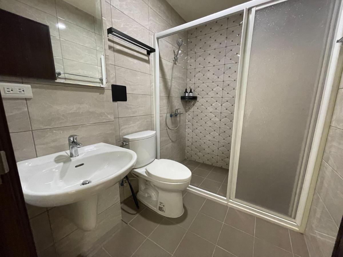 Six Seasons Inn - Qian He Tainan Zewnętrze zdjęcie