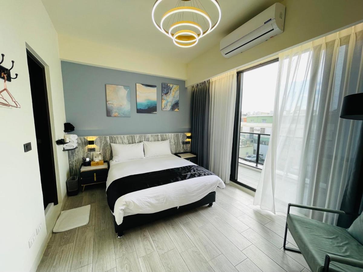 Six Seasons Inn - Qian He Tainan Zewnętrze zdjęcie